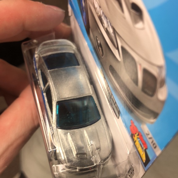 06’ Pontiac GTO Zamac - Picture 5 of 9